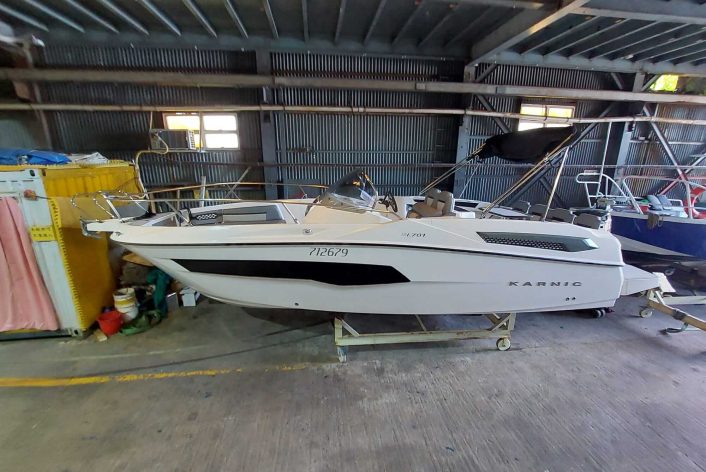 Boats for Sale - Karnic SL 701 03