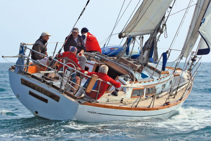 Boats for Sale - CHEOY LEE 35 Main 001